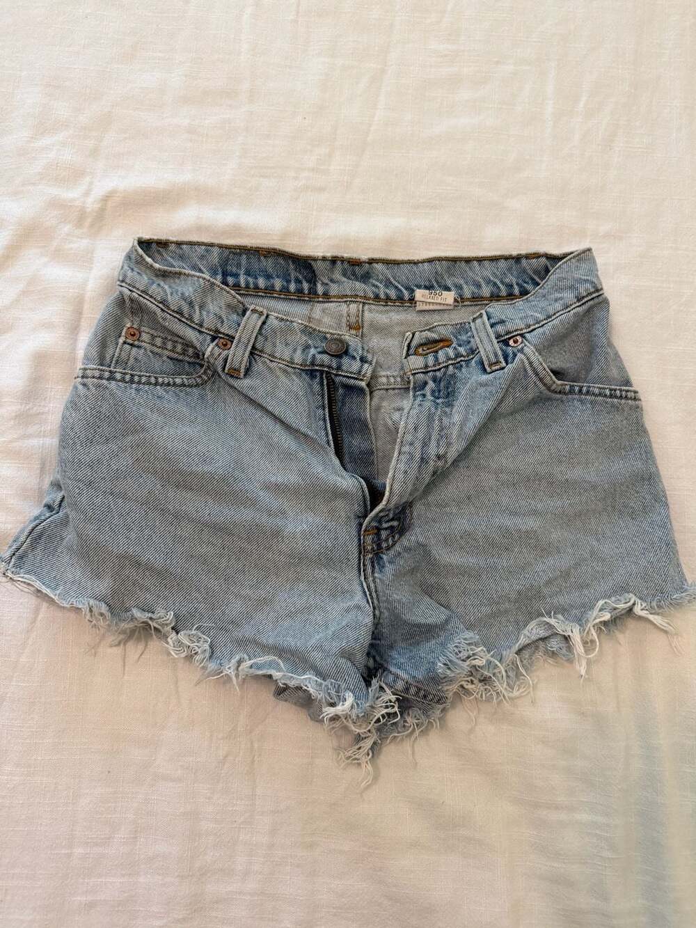 Levi's 950 Relaxed Fit Denim Cutoff Shorts
